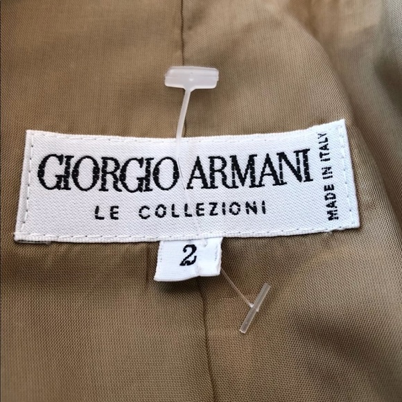 Giorgio Armani Le Collezioni Ladies Blazer 2 EUC - Picture 6 of 8
